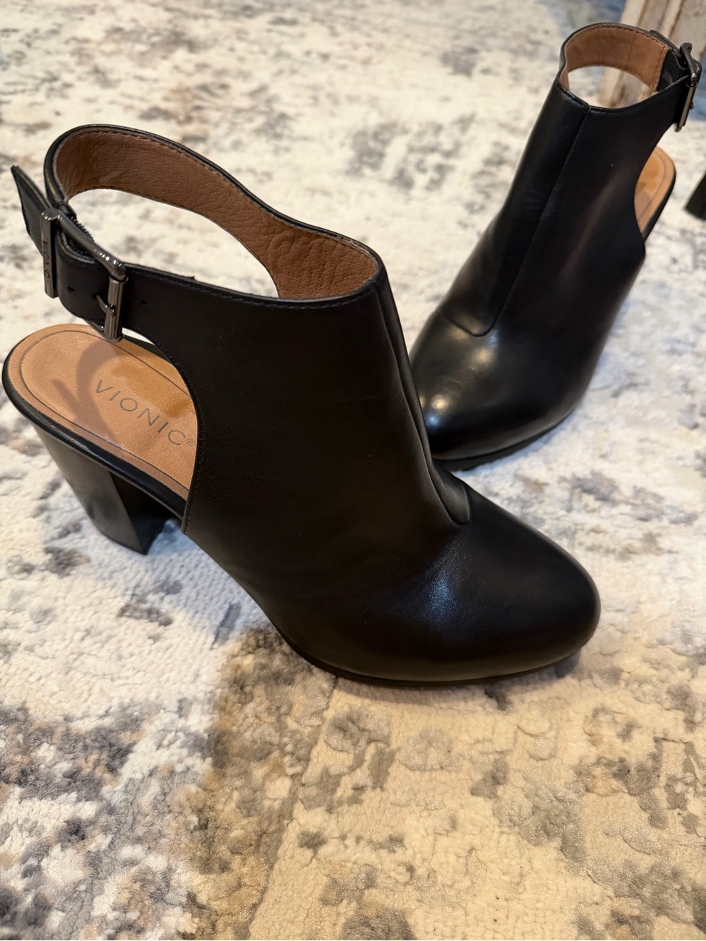 Vionic Black Leather Cutout Slingback Heeled Booties